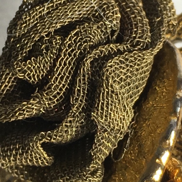Vintage Gold Tone Mesh Petal Flower Brooch/Pin - Picture 5 of 8